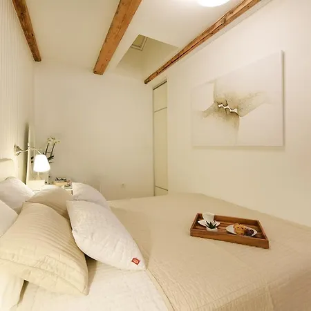 Casa de Férias House Of Milka Zadar