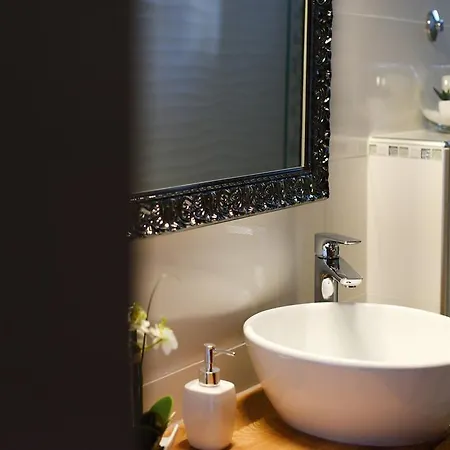 House Of Milka 펜션 자다르