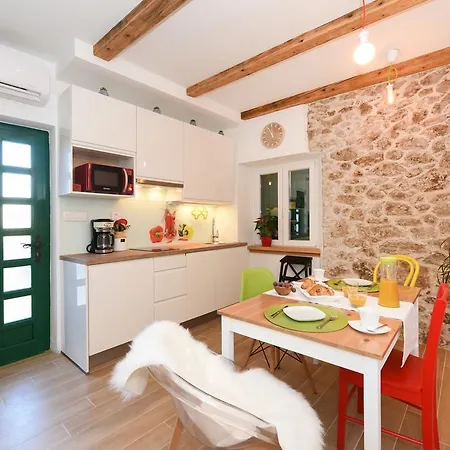 Holiday home House Of Milka *